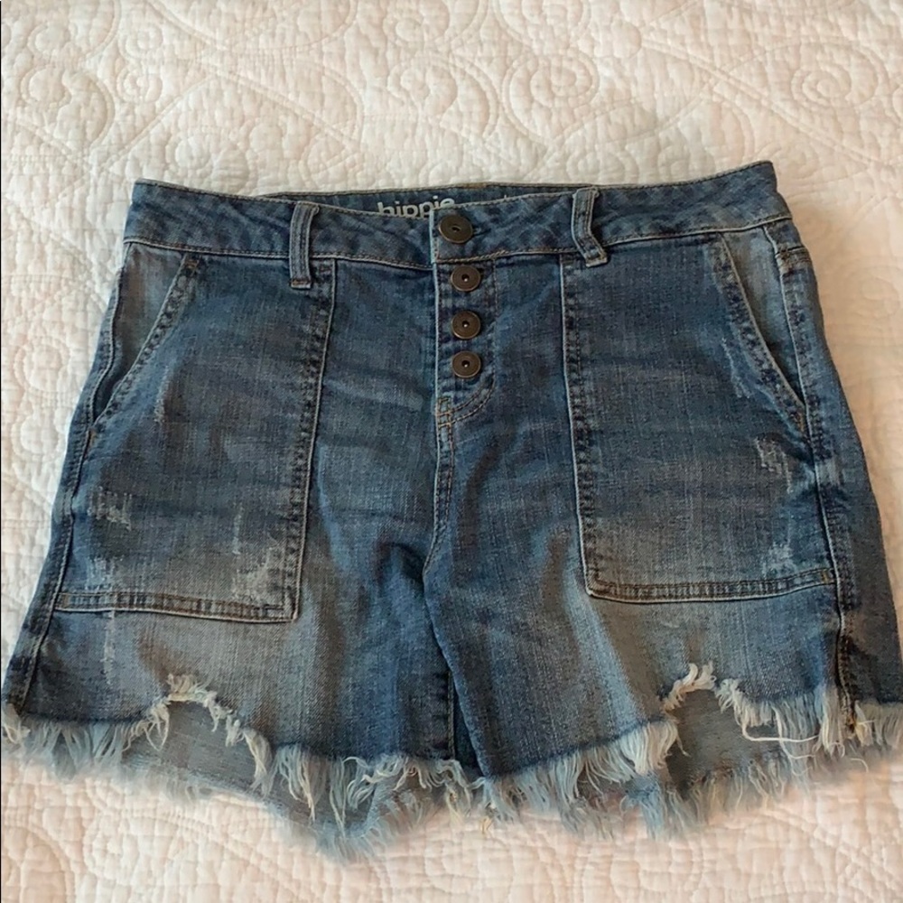 Mid rise Jean shorts - Hippie Laundry